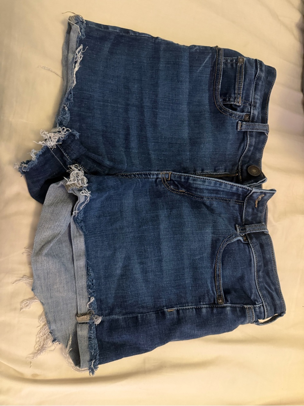 American Eagle Outfitters Medium Wash Denim Jeans - Blue